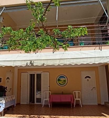 Villa Family Bitri Piqeras Zewnętrze zdjęcie
