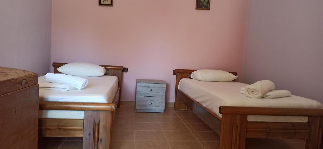 Villa Family Bitri Piqeras Zewnętrze zdjęcie